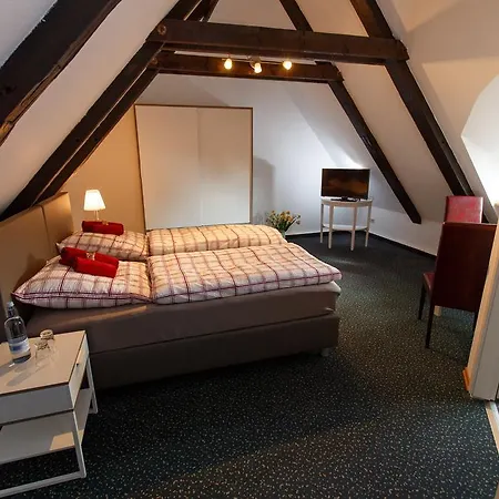 Pension Altes Burghotel Neustadt-Glewe Room photo